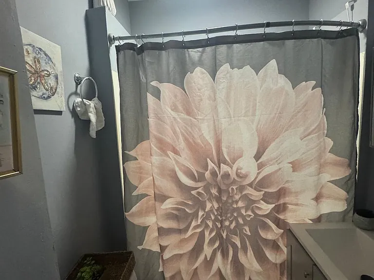 27 Irion St #2 — Photo 4