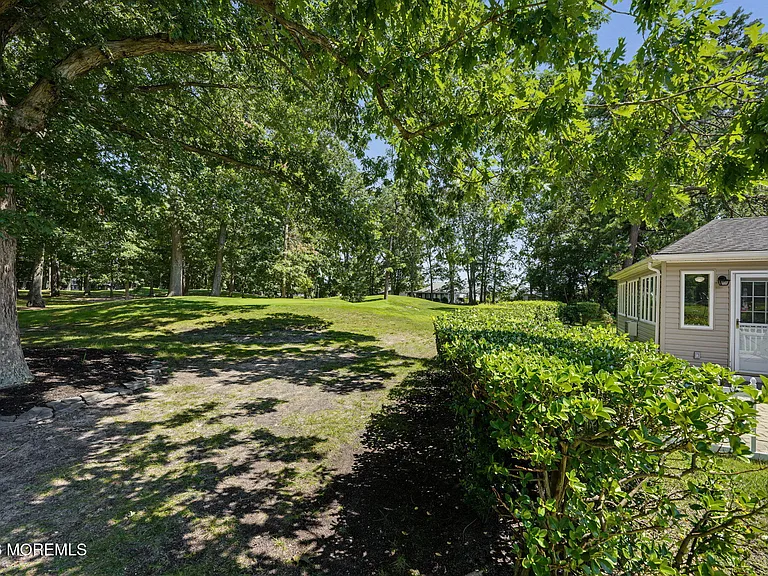 22 Higgins Ct — Photo 32