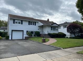 85 Pine St, Garden City, NY 11530 - Movoto