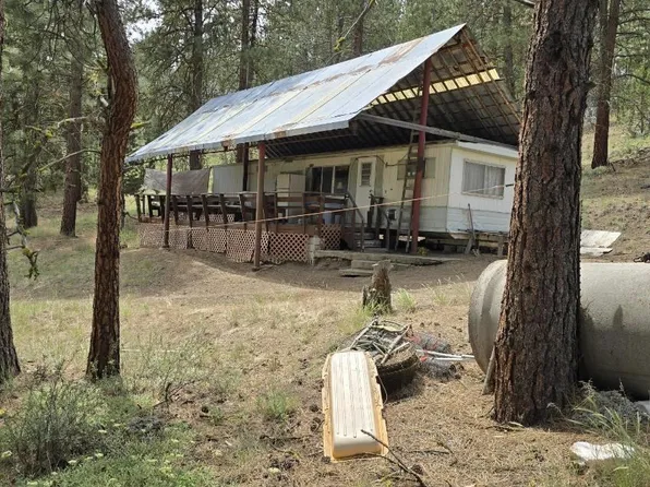 10385 M & M Ln, Unity, OR 97884