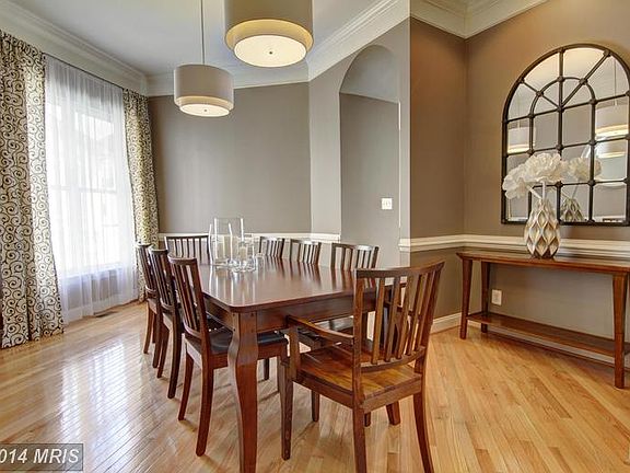 5th image of 22834 Courtland Park Dr