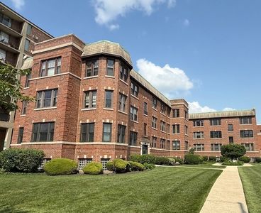 43 N Park Ave #1A, Lombard, IL, 60148