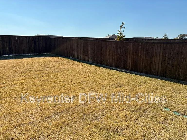 2840 Eppright Dr — Photo 25