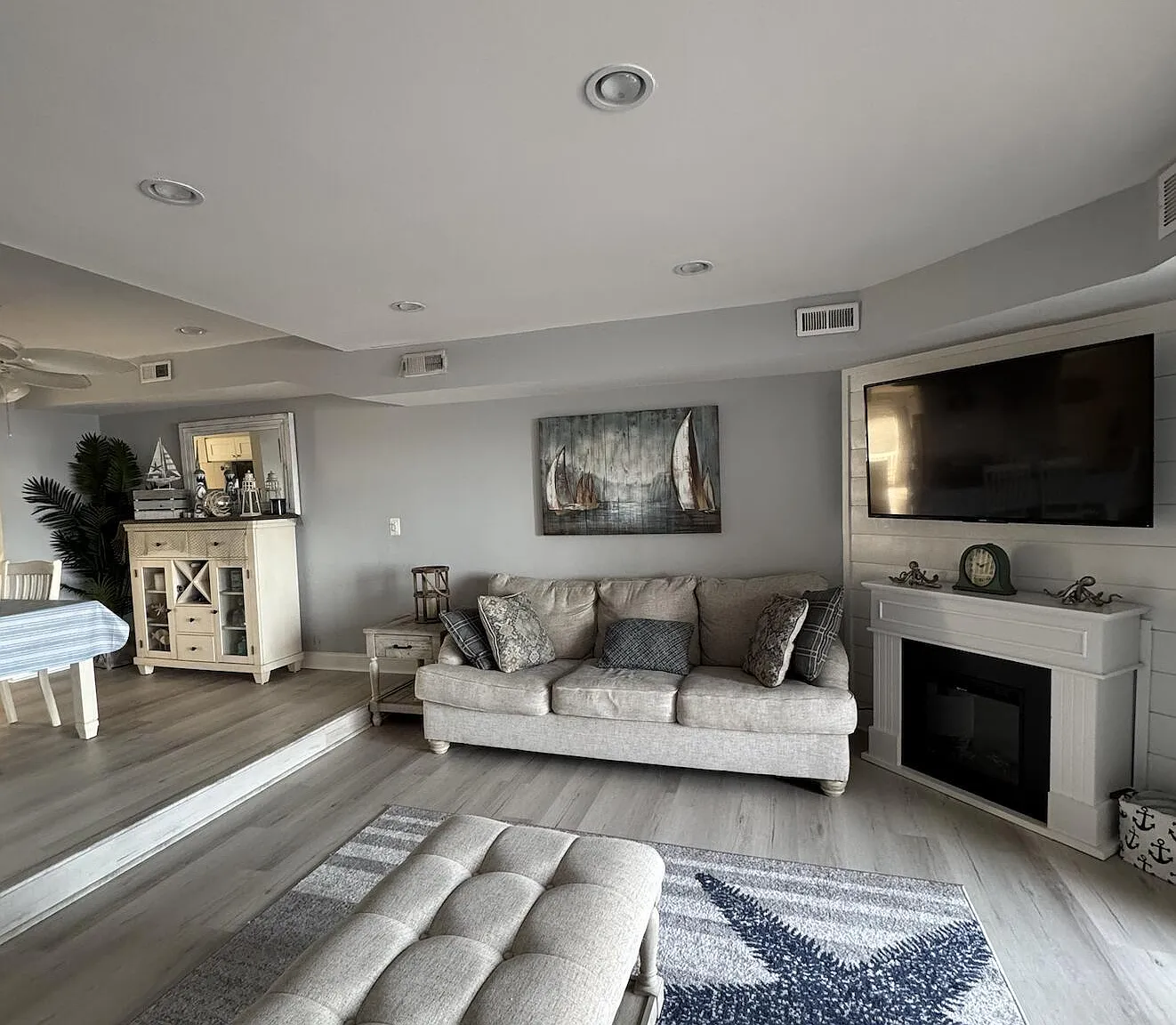 2 bed, 3.5 bath, 1728 sqft, $3,500 — Photo 3