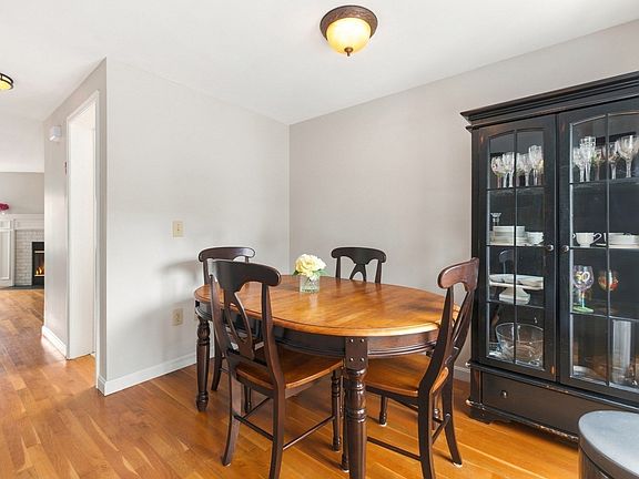 5th image of 128 Parker St APT 4D