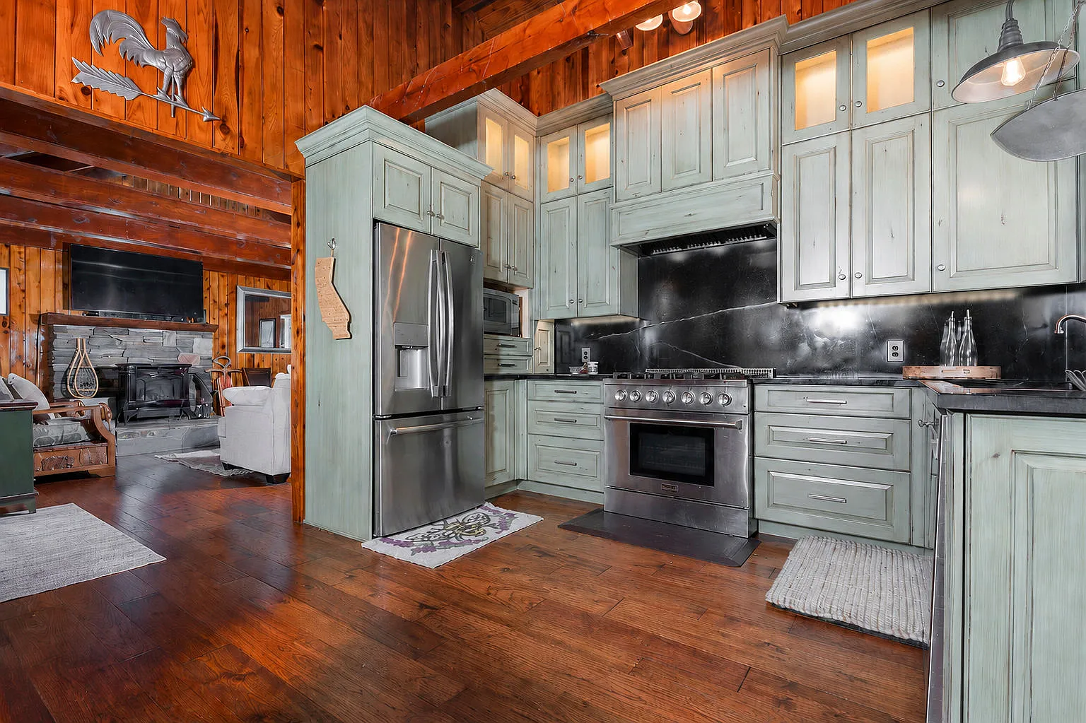 16645 Madrone Cir — Photo 4