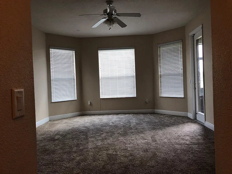 3615 Valleyview Dr — Photo 11