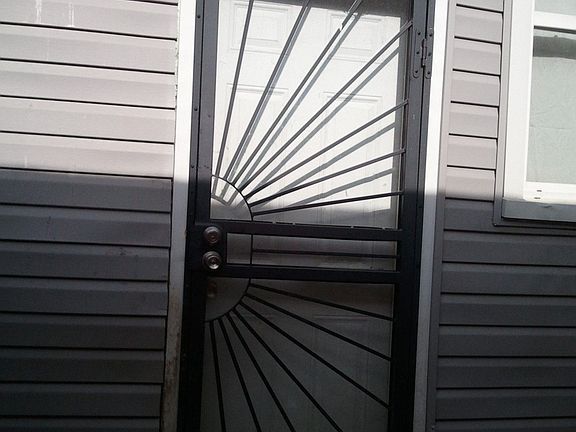 3rd image of 15700 Rossini Dr