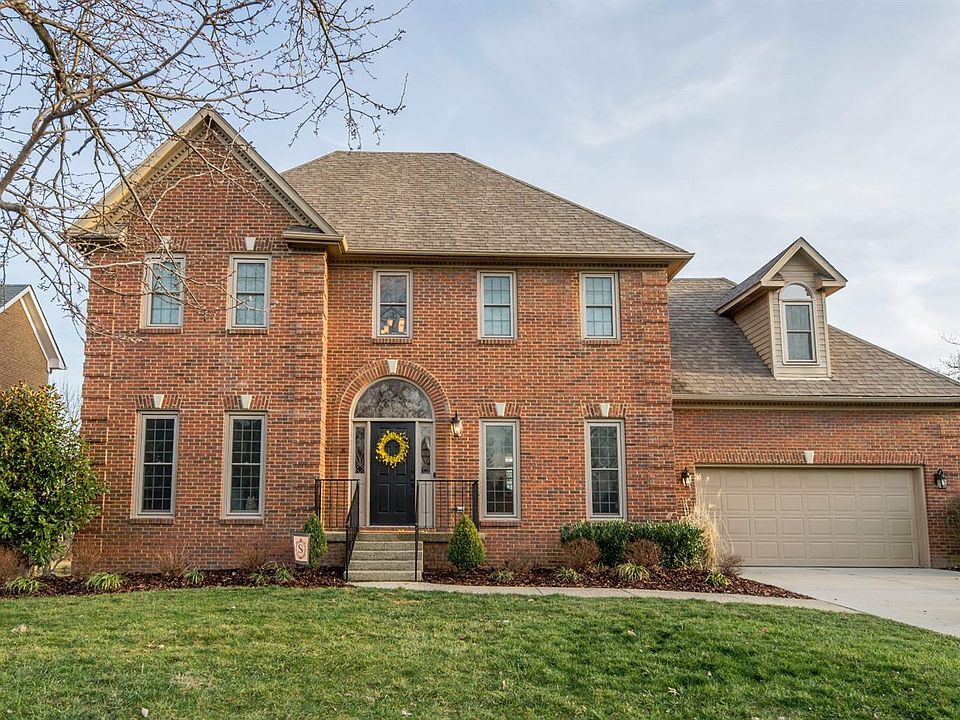 1st image of 1076 Chetford Dr