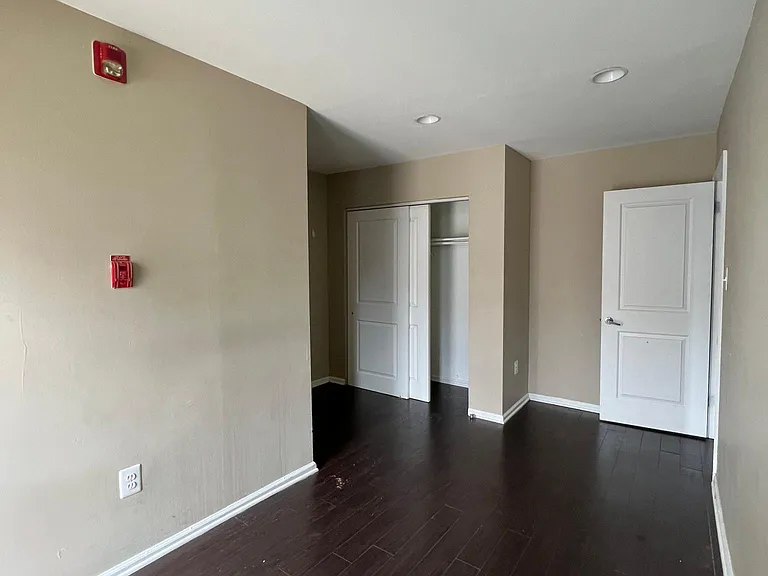 4713 Chestnut St #1-B — Photo 7
