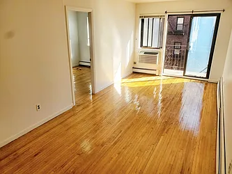 Rented by Metro Garden Realty NYC