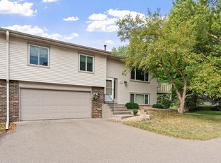9952 107th Ave N, Maple Grove, MN 55369