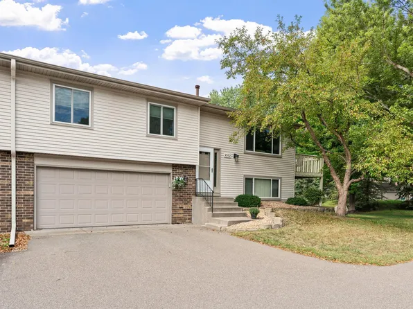 9952 107th Ave N, Maple Grove, MN 55369