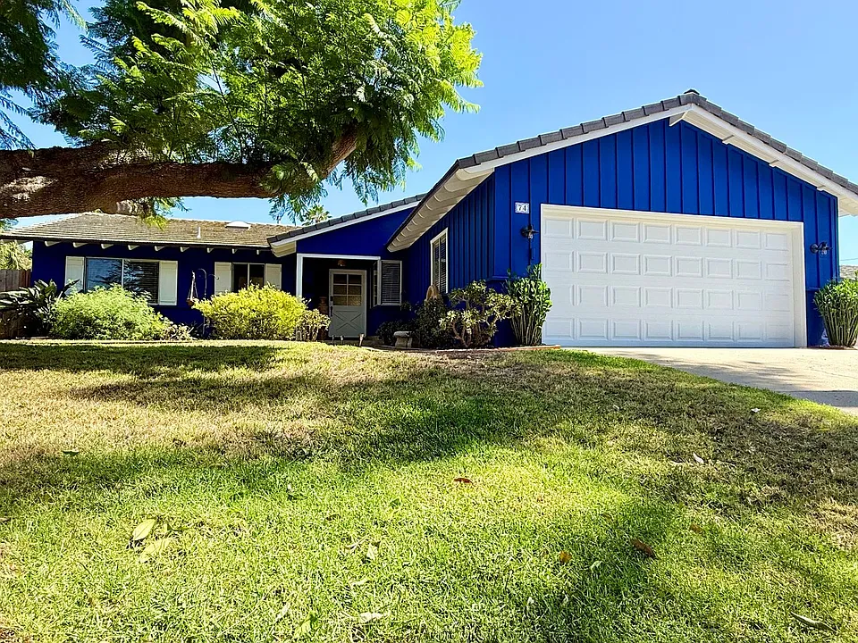 74 San Dimas Ave