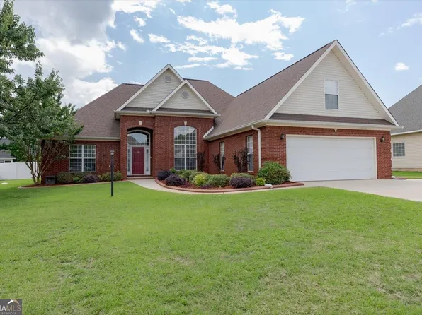 105 Finch Dr, Kathleen, GA 31047