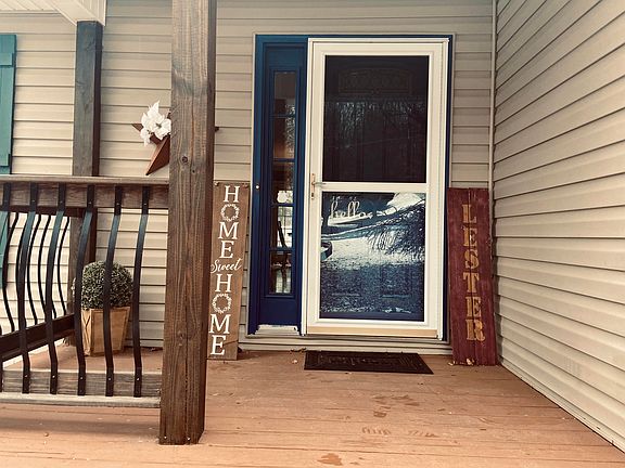 2nd image of 4744 Woodcliff Dr