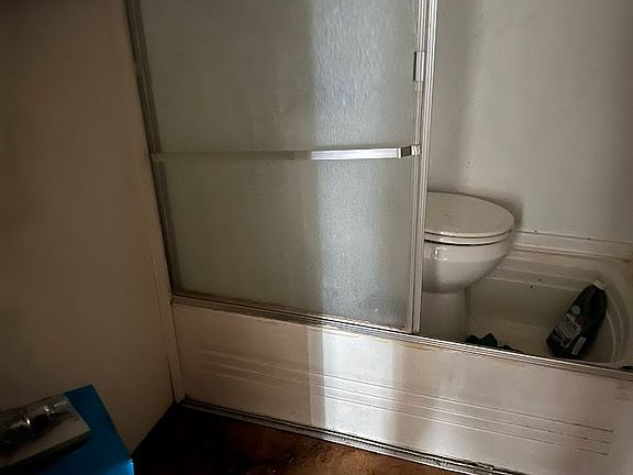 5th image of 340 E North St #14