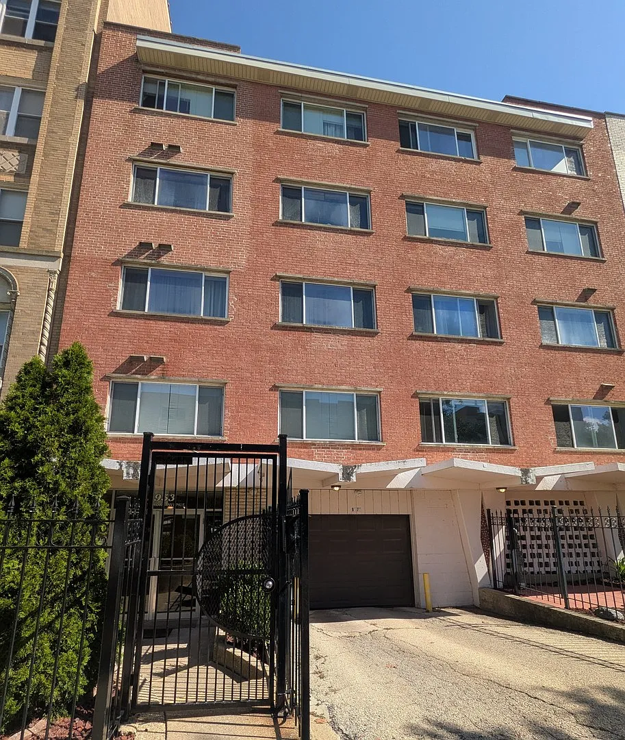 1 bed, 700 sqft, $1,850 — Photo 1