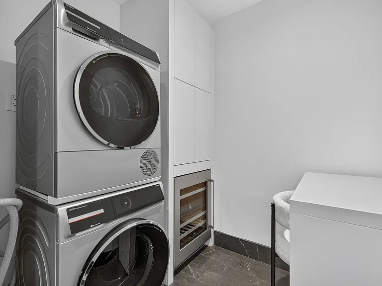 301 Park Ave #2121 — Photo 8