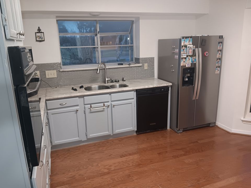 1st image of 3103 S Peach Hollow Cir