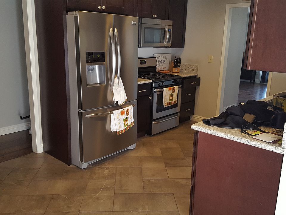 2nd image of 10003 Diversion Dr
