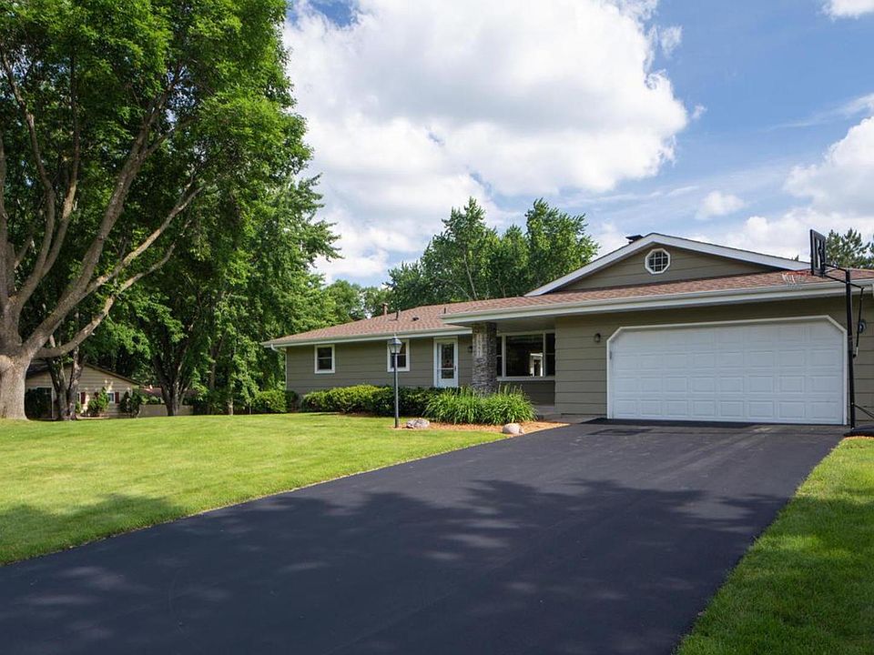 1st image of 16221 Westgate Ln