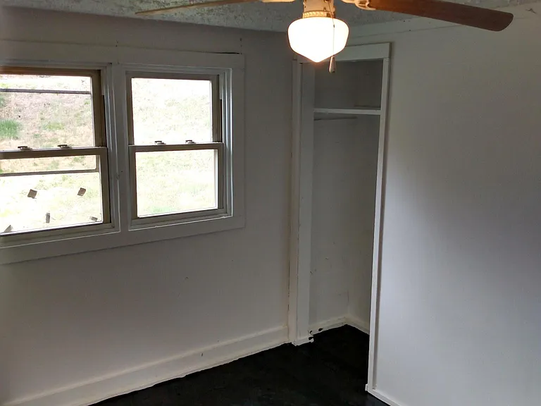 562 Anthony Rd — Photo 7