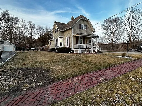 1031 Washington Ave, Galesburg, IL 61401