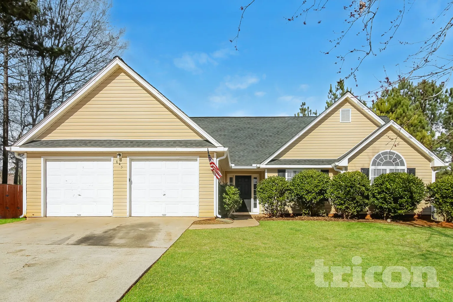 845 Overlook Trl photo 1