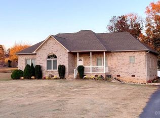 2160 Startown Rd, Newton, NC 28658