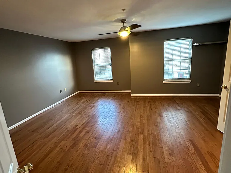 316 Roff Point Dr — Photo 9