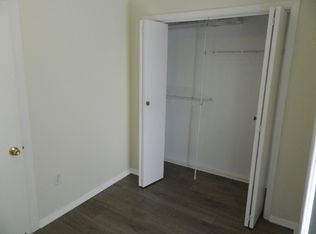 7N045 Watseka Ave UPPR 2, Saint Charles, IL 60174