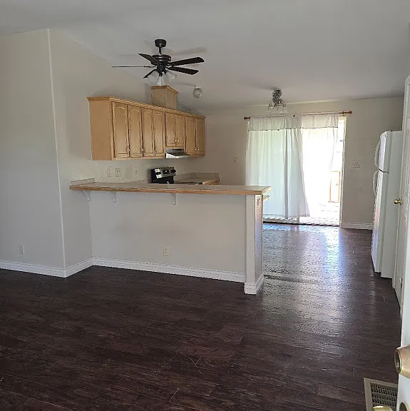 1031 S 900 W — Photo 15