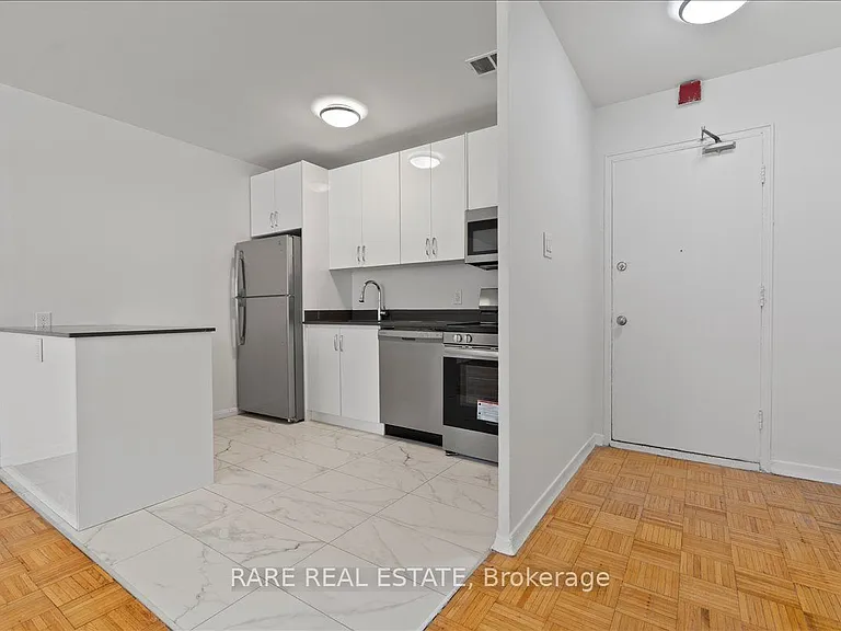 3111 Eglinton Ave E #102 — Photo 3