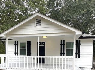 212 Hilltop Cir, Mableton, GA 30126