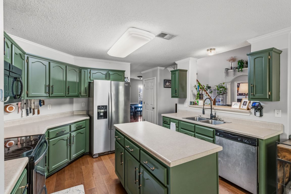 next background image