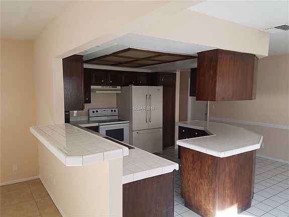 4th image of 3545 Moraga Dr #0