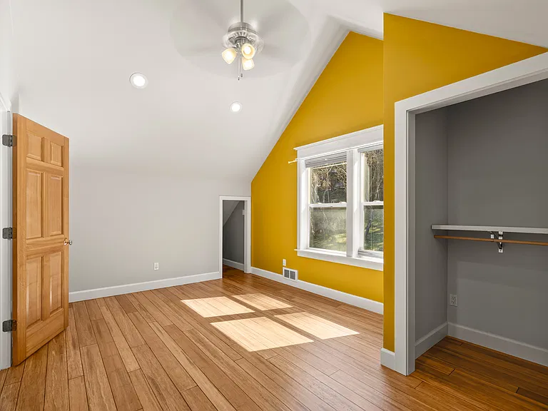 109 S 5th Street Aly — Photo 11