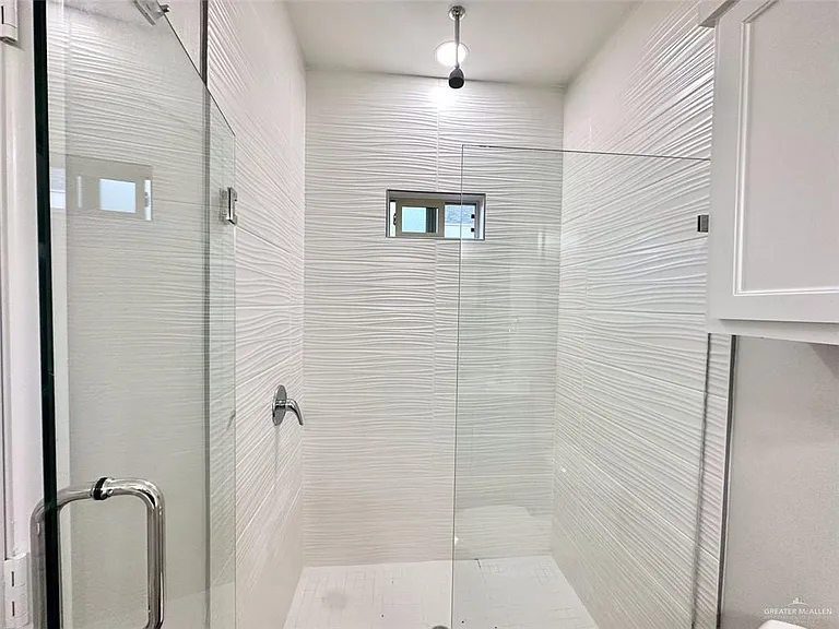 3500 Ventura Ave #3 — Photo 10