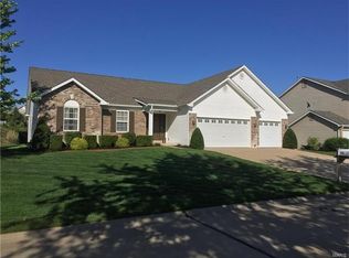 24 Patriarch Ct, Saint Peters, MO 63376