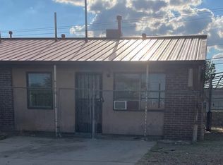 2105 Lake Omega St #B, El Paso, TX 79936
