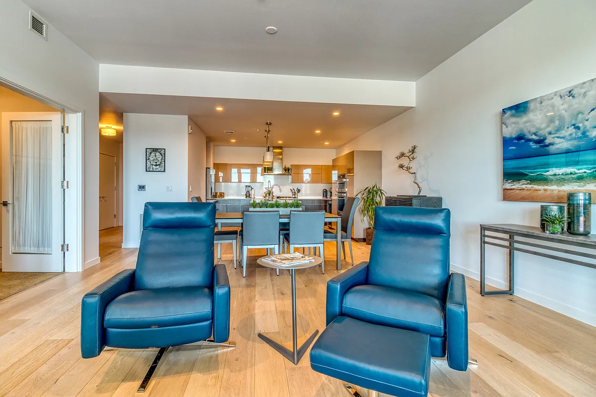 Old Mill District Atrium Condo - 230 — Photo 4
