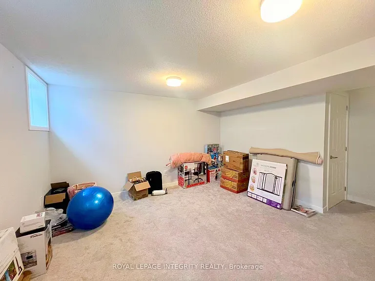 55 Kindred Row — Photo 31