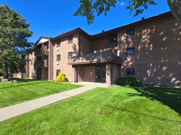 72 Main St E #211, Pt Colborne, ON L3K 5Z8