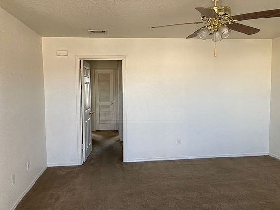 3rd image of 1304 Dugger Cir
