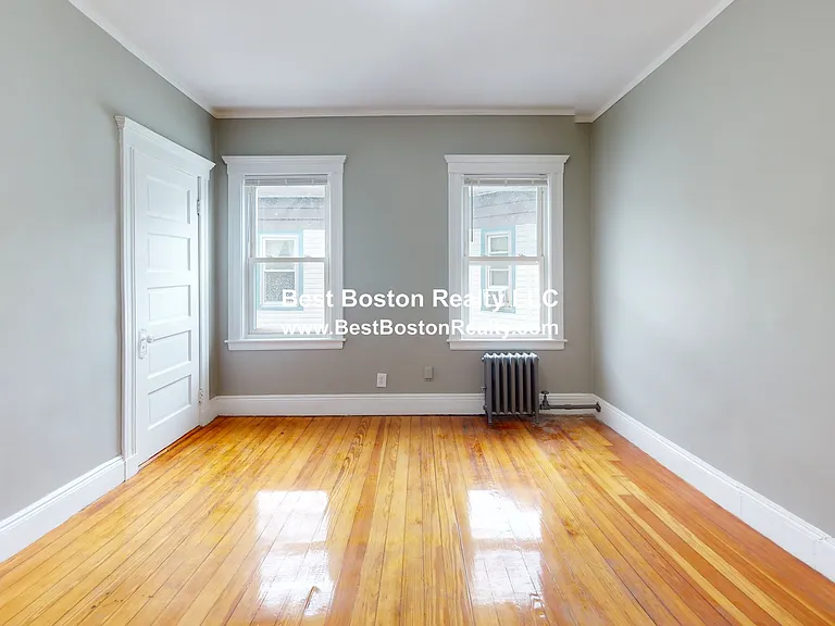 3943 Washington St #3 — Photo 8