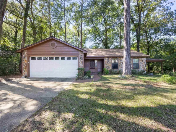 2002 Ted Hines Ct, Tallahassee, FL 32308
