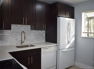 512 Gardens Dr APT 202, Pompano Beach, FL 33069