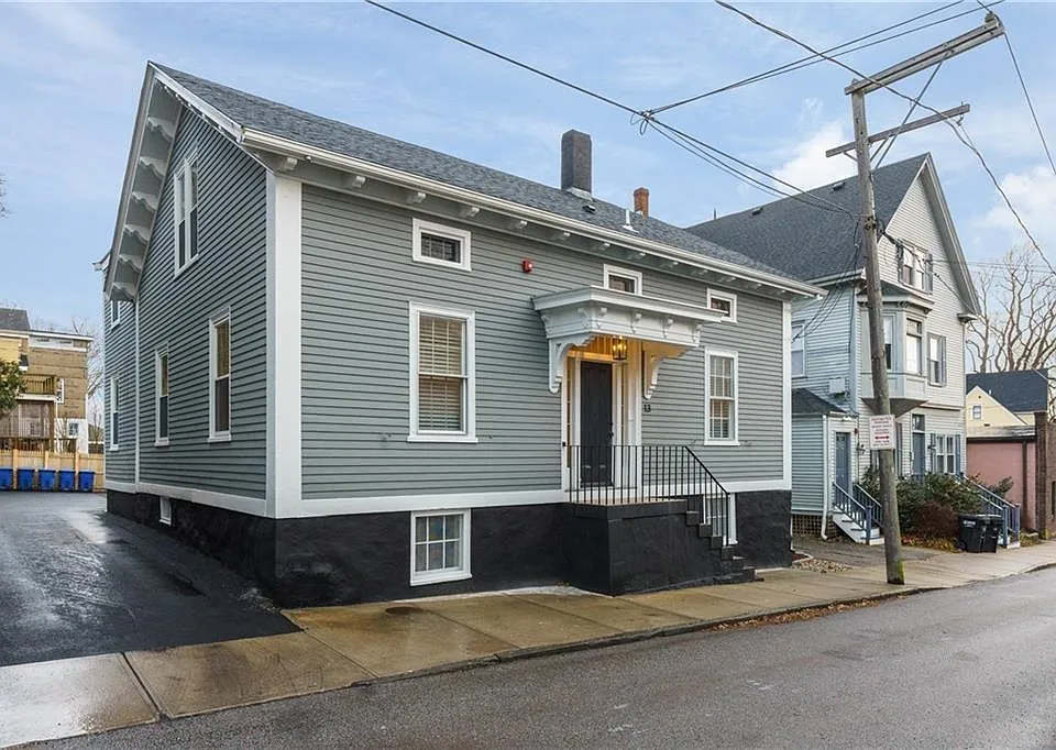 13 Sherman St #4