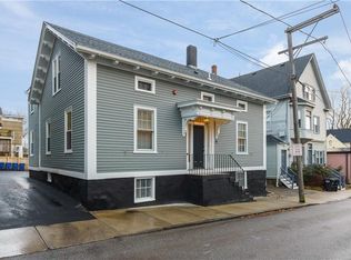 13 Sherman St APT 4, Newport, RI 02840